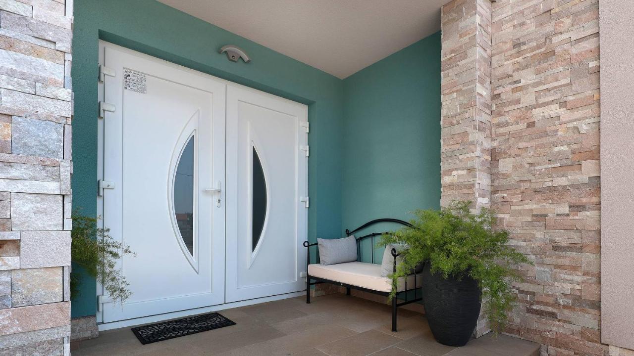 Apartmani Villa Barbara Novalja Dış mekan fotoğraf