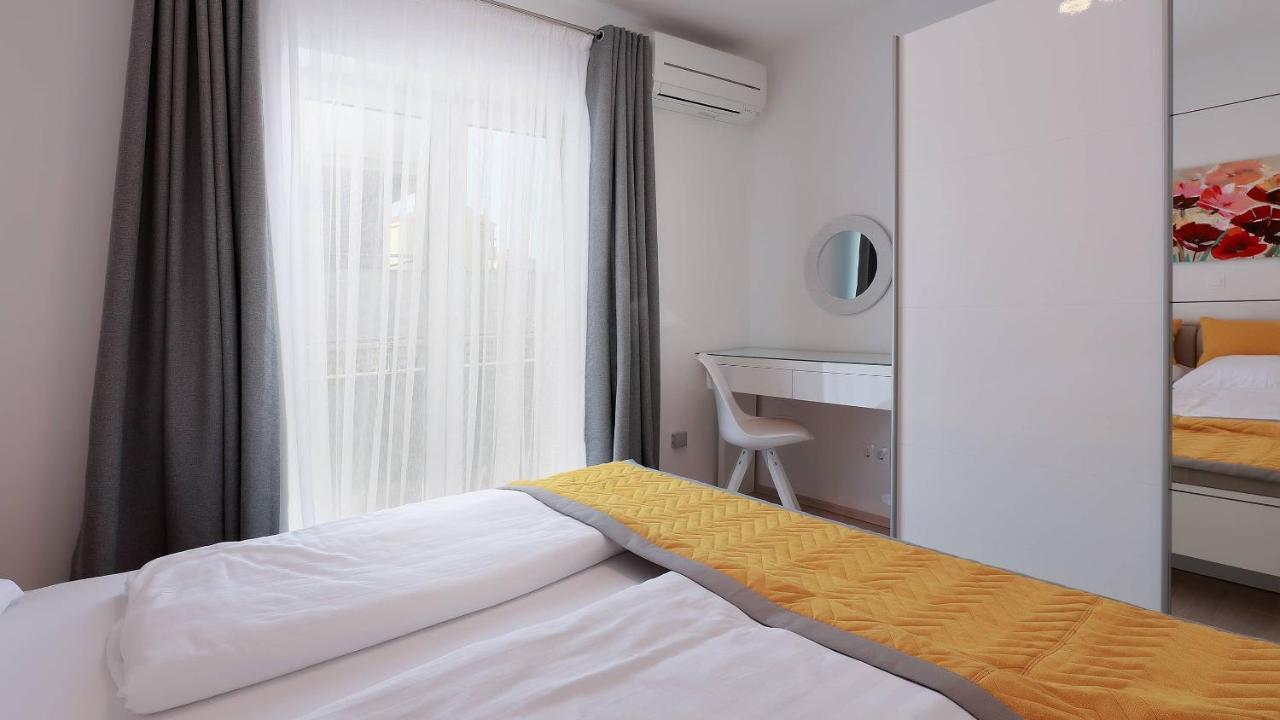 Apartmani Villa Barbara Novalja Dış mekan fotoğraf